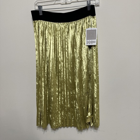 LuLaRoe Dresses & Skirts - LuLaRoe Women's Skirt Sz L Gold Velvet Pleated Shimmer (29" Length) NWT